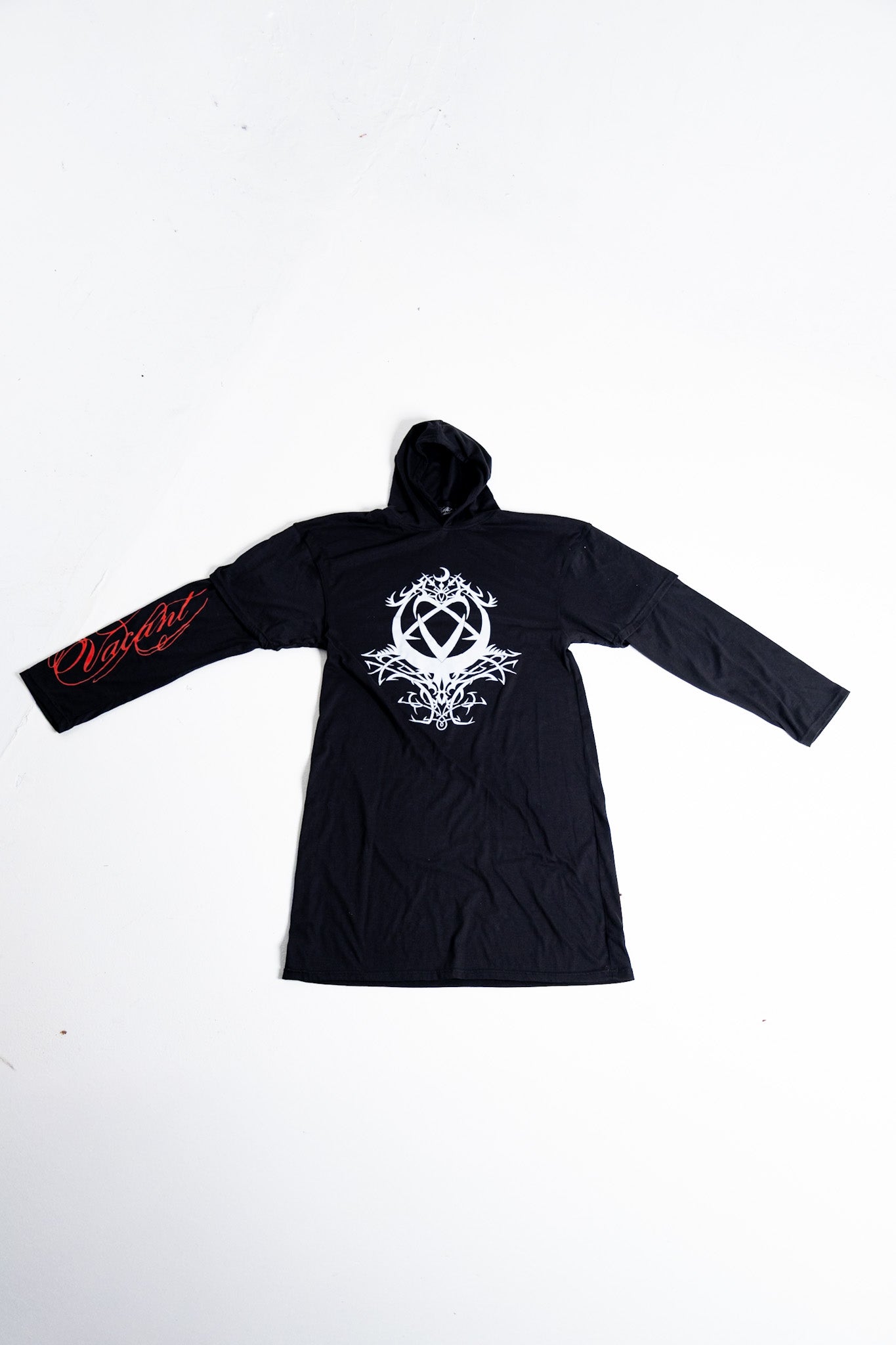 Vacant- Hearts Double Layered Hoodie ( Black ) Extra Long Version